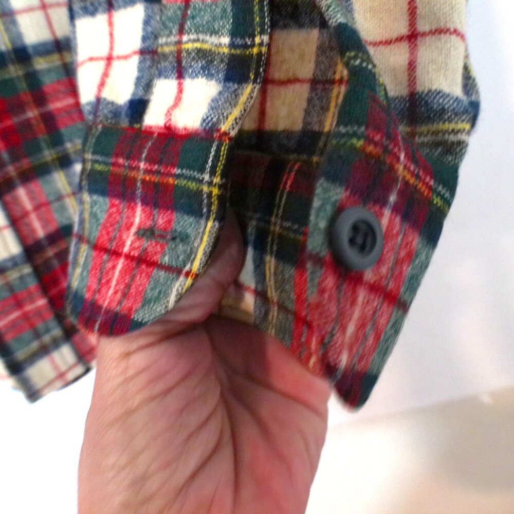 Pendleton Wool Flannel Shirt Red Plaid Button Down USA Made Size Small Vintage - Picture 4 of 5